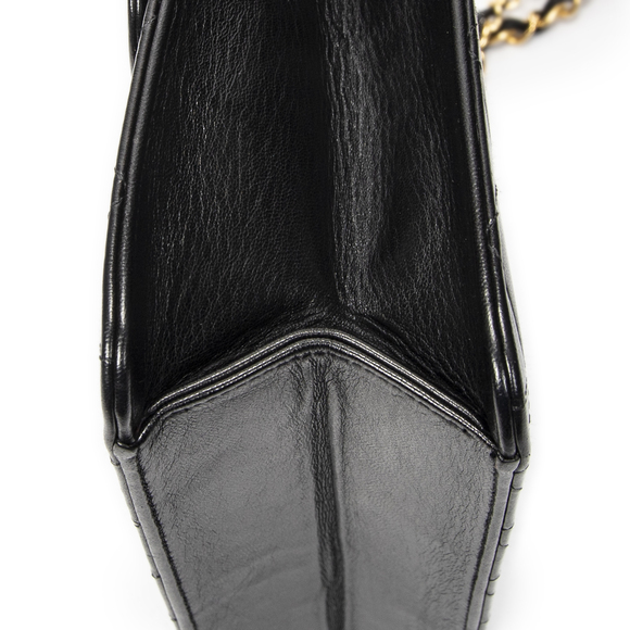 Chanel Vintage Push Lock Straight Flap - Picture 8 of 10
